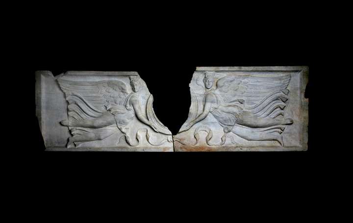 Facade of a Sarcophagus depicting two Victoires